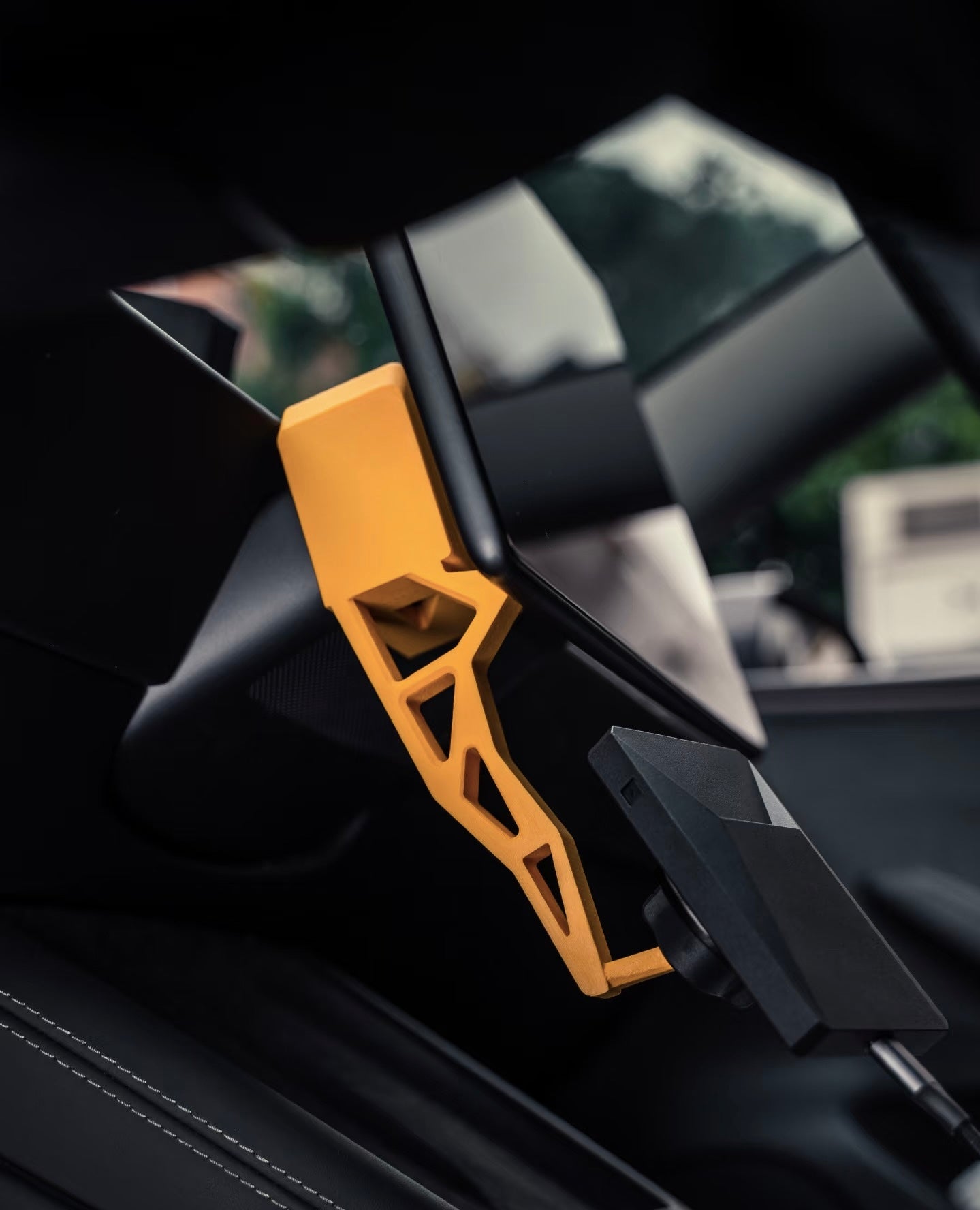 Stealth Slip-On Magnetic Car Phone Mount